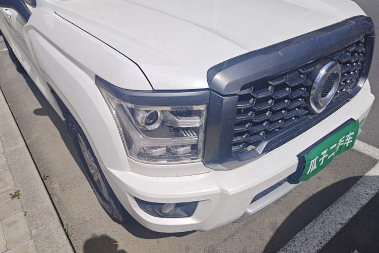 Used Great Wall King Kong Poer 2023 2.0T Manual Gasoline 4x4 Base-Trim Long-Box GW4C20C Right Front Headlight