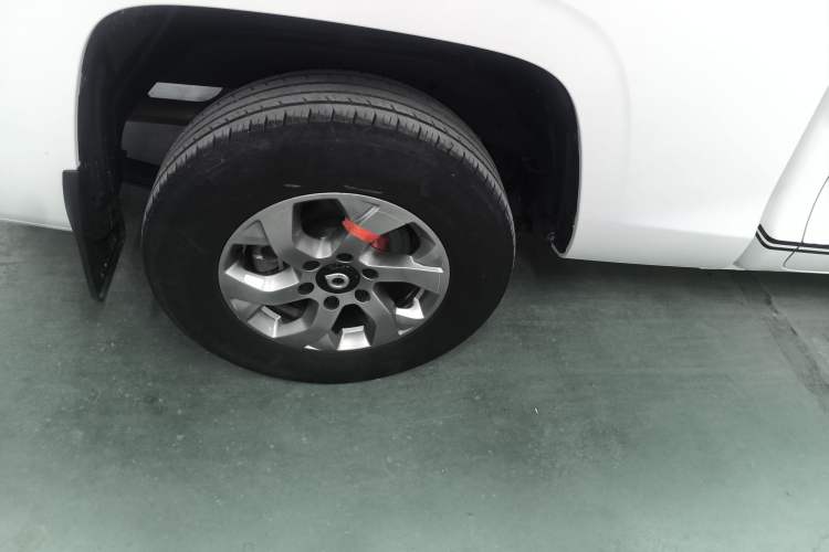 Used Great Wall King Kong Poer 2023 2.0T Automatic Diesel 4x4 Elite Long-Box GW4D20M Right Rear Wheel Hub