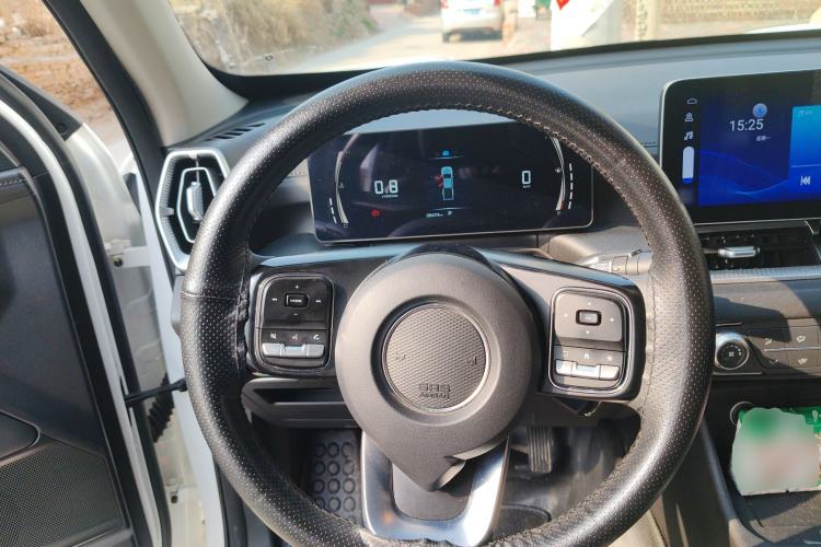 Used Great Wall King Kong Poer 2023 2.0T Automatic Diesel Two-Wheel Drive Elite Version with Long Bed – GW4D20M Steering Wheel