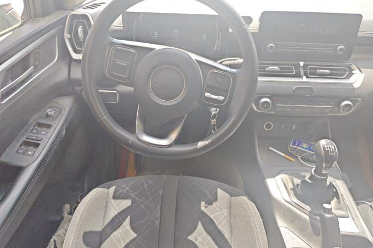 Used Great Wall King Kong Poer 2023 2.0T Manual Gasoline 4x4 Base-Trim Long-Box GW4C20C Steering Wheel