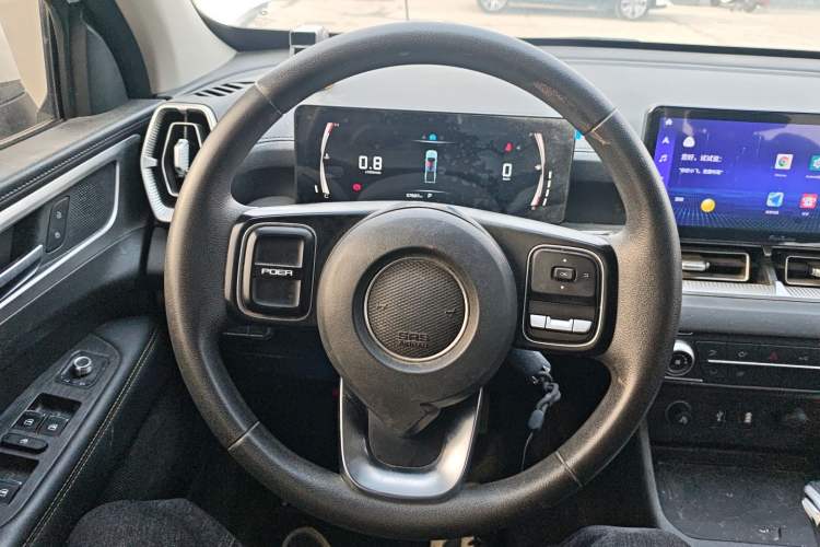 Used Great Wall King Kong Poer 2023 2.0T Automatic Diesel Two-Wheel-Drive Elite Version Flatbed GW4D20M Steering Wheel