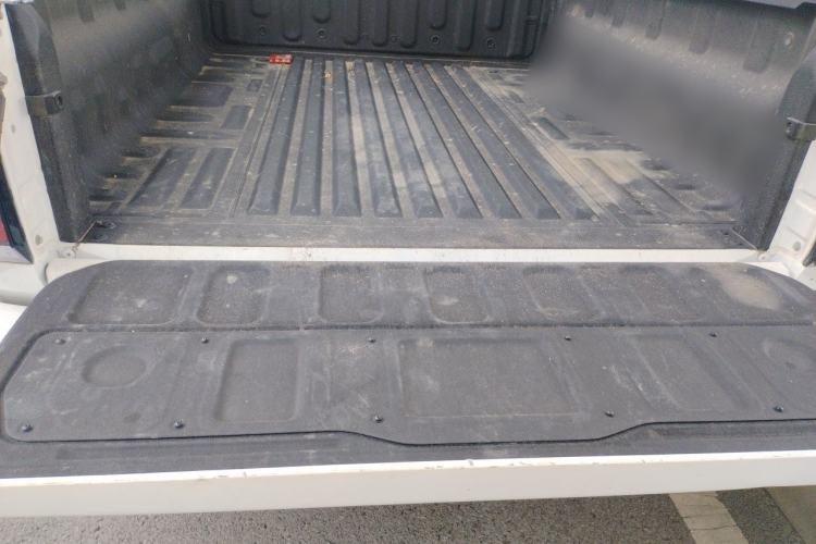 Used Great Wall King Kong Poer 2023 2.0T Manual Diesel 4x4 Elite Long-Box Flatbed GW4D20M Trunk