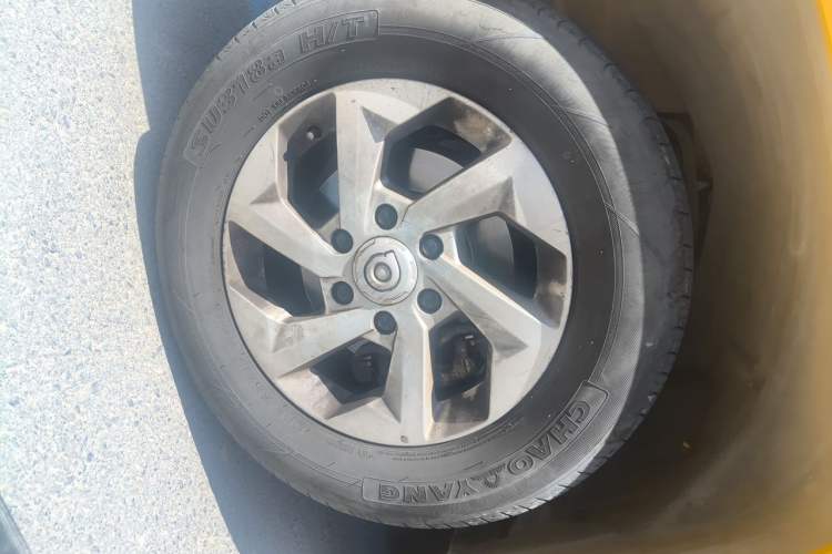 Used Great Wall King Kong Poer 2023 2.0T Manual Gasoline Two-Wheel-Drive Elite Version with Long Bed – GW4C20C Right Front Wheel Hub
