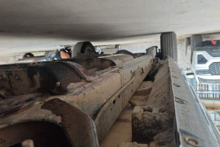 Used Great Wall King Kong Poer 2024 2.0T Manual Diesel Two-Wheel-Drive Elite Long-Box Version Chassis Front Right