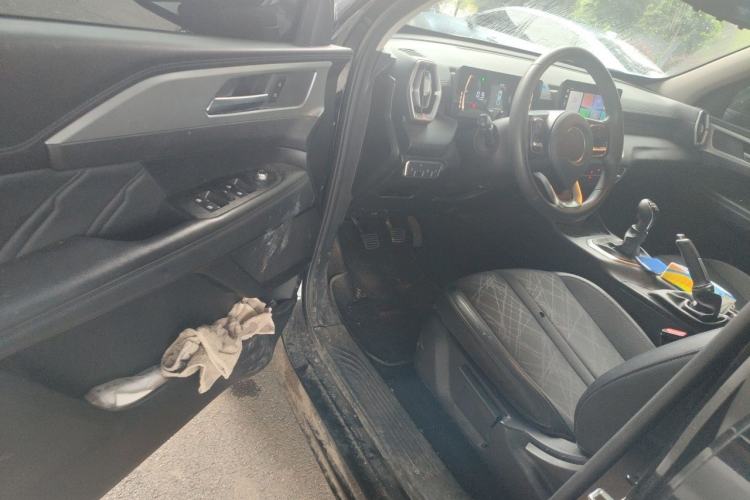 Used Great Wall King Kong Poer 2024 2.0T Manual Diesel 4x4 Elite Flatbed Driver Seat