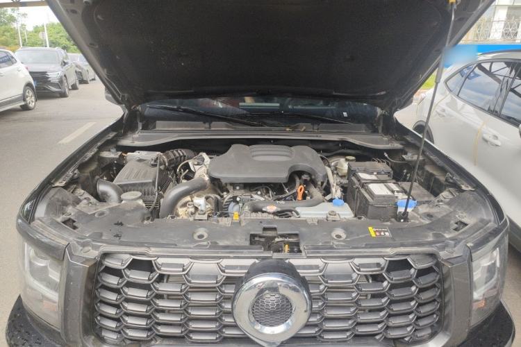 Used Great Wall King Kong Poer 2024 2.0T Manual Diesel 4x4 Elite Flatbed Engine Bay