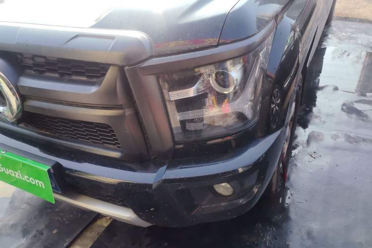 Used Great Wall King Kong Poer 2024 2.0T Automatic 8AT Diesel Two-Wheel-Drive Navigation Edition Flatbed Left Front Headlight
