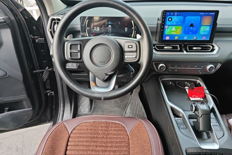 Used Great Wall King Kong Poer 2024 2.0T Automatic 8AT Diesel Two-Wheel-Drive Elite Flatbed Steering Wheel