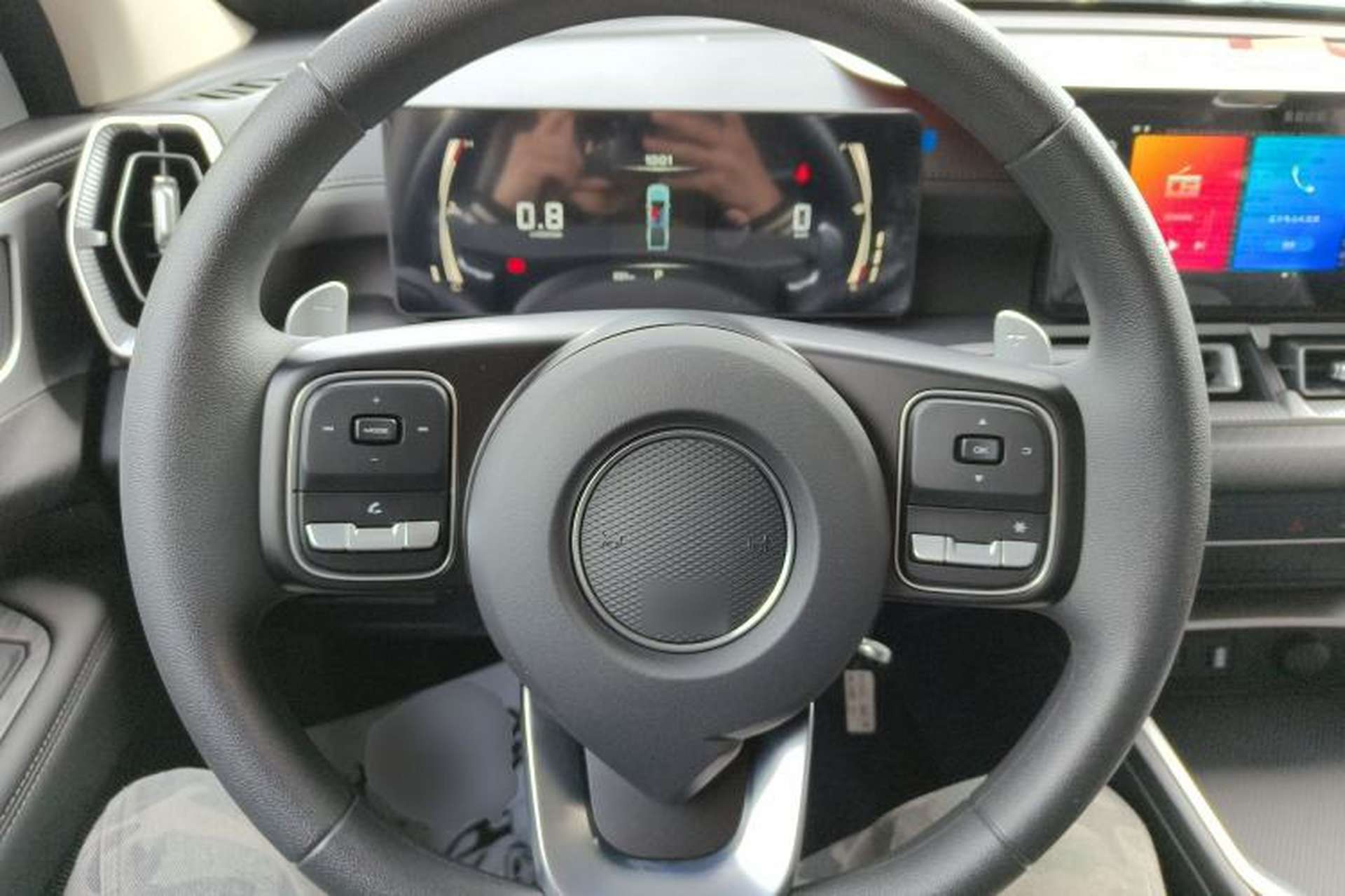 Used Great Wall King Kong Poer 2024 2.0T Automatic 8AT Diesel Two-Wheel-Drive Elite Flatbed Steering Wheel