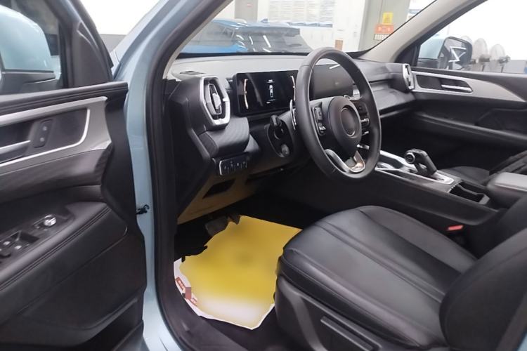 Used Great Wall King Kong Poer 2024 2.0T Automatic 8AT Diesel Two-Wheel-Drive Navigation Edition Flatbed Driver Seat