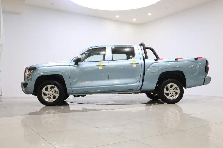 Used Great Wall King Kong Poer 2024 2.0T Automatic 8AT Diesel Two-Wheel-Drive Navigation Edition Flatbed Exterior 2