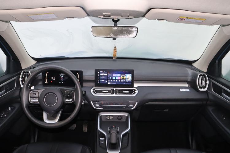 Used Great Wall King Kong Poer 2024 2.0T Automatic 8AT Diesel Two-Wheel-Drive Navigation Edition Flatbed Interior 7