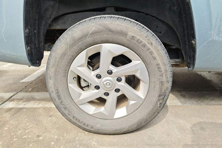 Used Great Wall King Kong Poer 2024 2.0T Automatic 8AT Diesel Two-Wheel-Drive Navigation Edition Flatbed Right Rear Wheel Hub