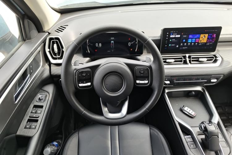 Used Great Wall King Kong Poer 2024 2.0T Automatic 8AT Diesel Two-Wheel-Drive Navigation Edition Flatbed Steering Wheel