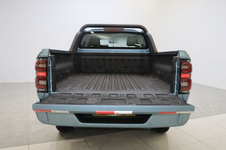 Used Great Wall King Kong Poer 2024 2.0T Automatic 8AT Diesel Two-Wheel-Drive Navigation Edition Flatbed Trunk