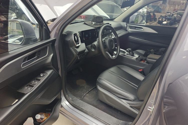 Used Great Wall King Kong Poer 2024 2.0T Automatic 8AT Diesel Two-Wheel-Drive Elite Flatbed Driver Seat