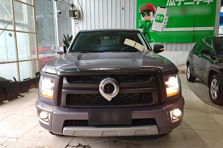 Used Great Wall King Kong Poer 2024 2.0T Automatic 8AT Gasoline Two-Wheel-Drive Elite Version with Flat Bed Exterior 1