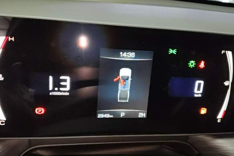 Used Great Wall King Kong Poer 2024 2.0T Automatic 8AT Gasoline Four-Wheel Drive Navigation Version – Flat Bed Instrument Cluster