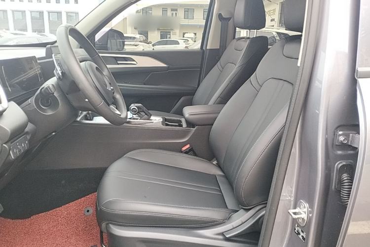 Used Great Wall King Kong Poer 2024 2.0T Automatic 8AT Diesel Two-Wheel-Drive Elite Flatbed Left Front Seat