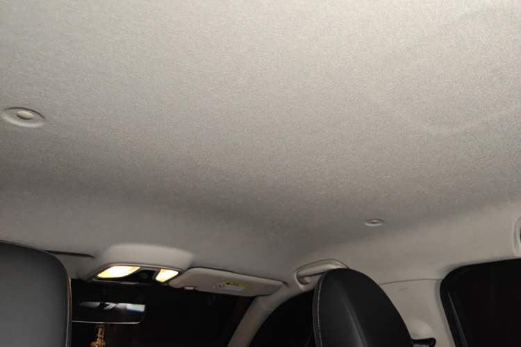 Used Great Wall King Kong Poer 2024 2.0T Manual Diesel 4x4 Base Edition Flatbed Headliner