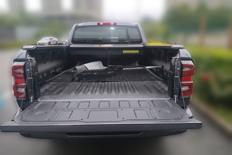 Used Great Wall King Kong Poer 2024 2.0T Automatic 8AT Gasoline Four-Wheel Drive Navigation Version – Flat Bed Trunk