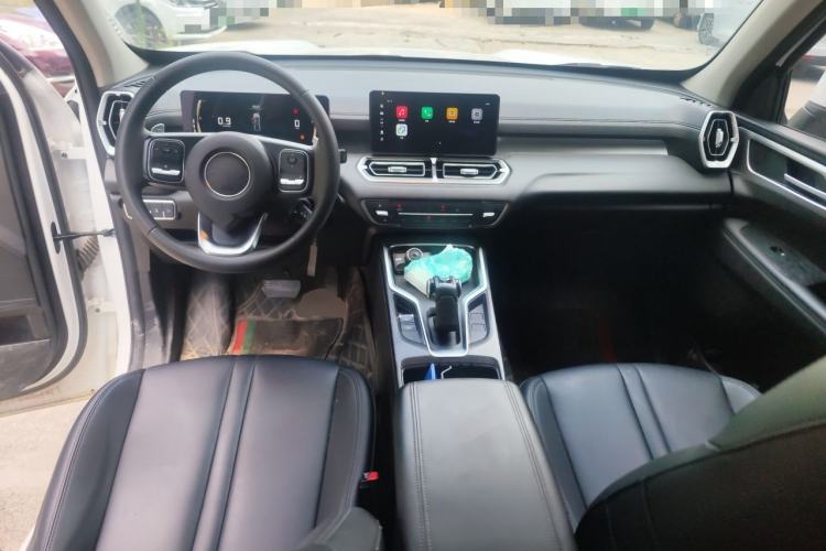 Used Great Wall King Kong Poer 2024 2.0T Automatic 8AT Diesel Four-Wheel-Drive Elite Version with Long Bed Center Console