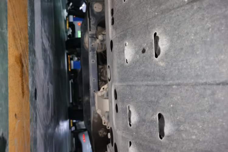 Used Great Wall King Kong Poer 2024 2.0T Manual Diesel 4x4 Elite Long-Box Version Chassis Front