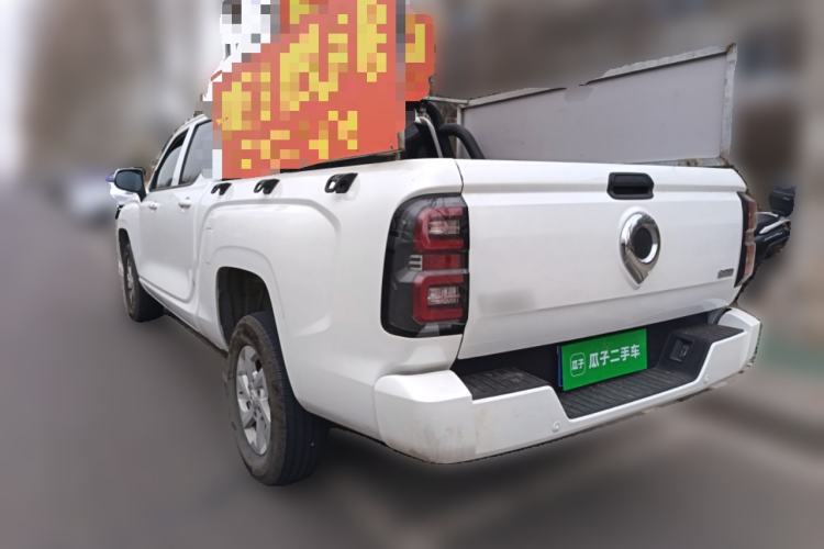 Used Great Wall King Kong Poer 2024 2.0T Automatic 8AT Gasoline Two-Wheel-Drive Elite Version with Flat Bed Exterior 3