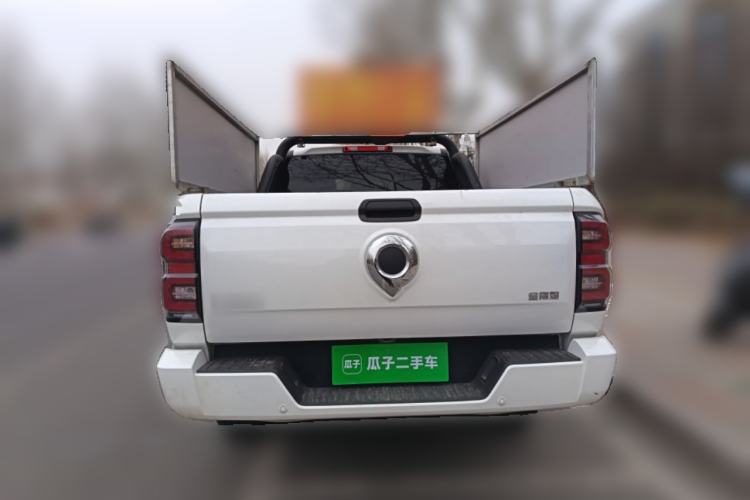 Used Great Wall King Kong Poer 2024 2.0T Automatic 8AT Gasoline Two-Wheel-Drive Elite Version with Flat Bed Exterior 4