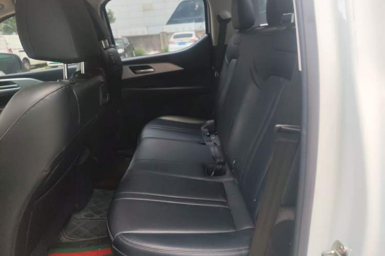 Used Great Wall King Kong Poer 2024 2.0T Automatic 8AT Diesel Four-Wheel-Drive Elite Version with Long Bed Left Rear Seat