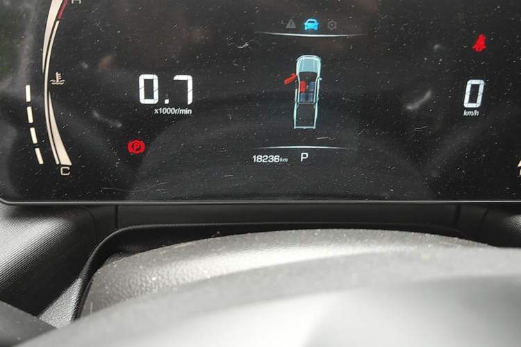 Used Great Wall King Kong Poer 2024 2.0T Automatic 8AT Diesel Two-Wheel-Drive Elite Flatbed Odometer Close Up