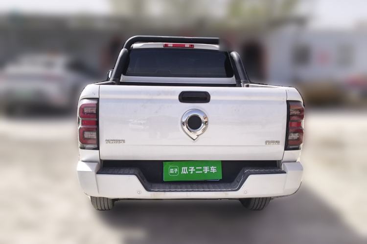 Used Great Wall King Kong Poer 2024 2.0T Automatic 8AT Diesel Two-Wheel-Drive Elite Flatbed Rear