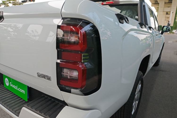Used Great Wall King Kong Poer 2024 2.0T Manual Diesel Two-Wheel-Drive Base Edition Flatbed Right Rear Taillight