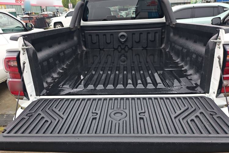 Used Great Wall King Kong Poer 2024 2.0T Automatic 8AT Diesel Two-Wheel-Drive Elite Flatbed Trunk