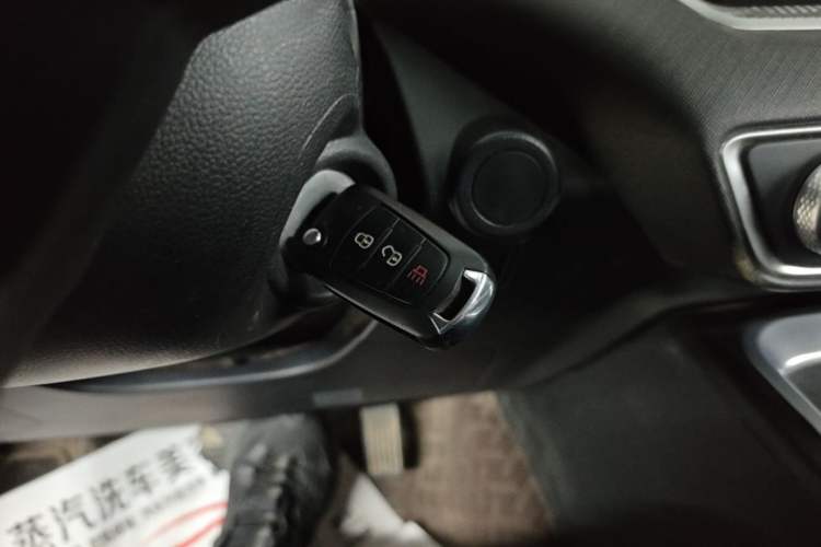 Used Great Wall King Kong Poer 2024 2.0T Automatic 8AT Diesel 4x4 Elite Flatbed Vehicle Key