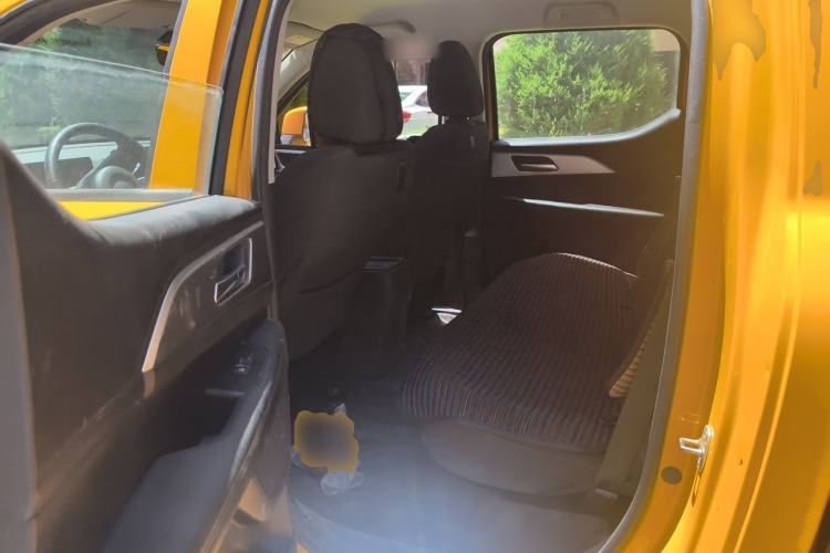 Used Great Wall King Kong Poer 2024 2.0T Manual Gasoline 4x4 Elite Flatbed Left Rear Seat
