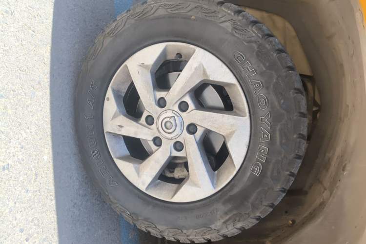 Used Great Wall King Kong Poer 2024 2.0T Manual Gasoline 4x4 Elite Flatbed Right Front Wheel Hub