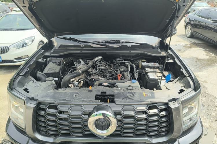 Used Great Wall King Kong Poer 2026 Model 2.0T Manual Diesel Two-Wheel-Drive Entrepreneurial Flat Box Engine Bay