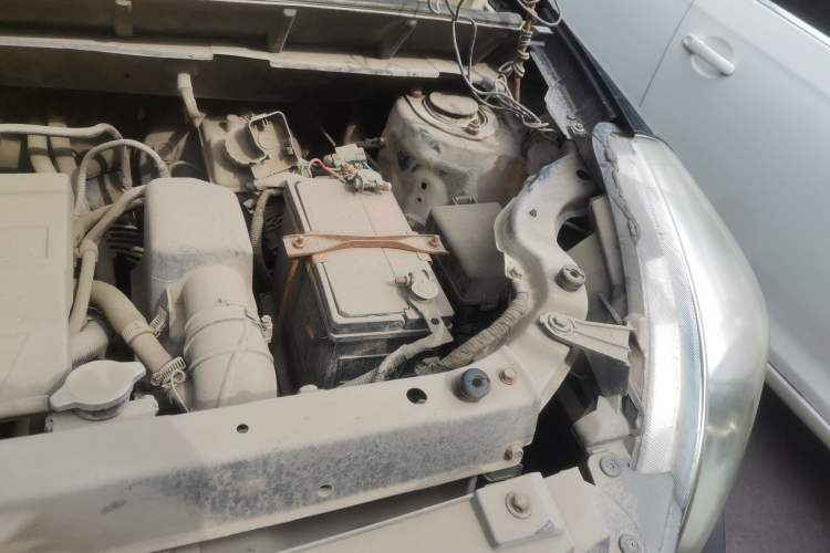 Used Great Wall M2 2010 1.5L Manual Luxury Edition Engine Bay Left