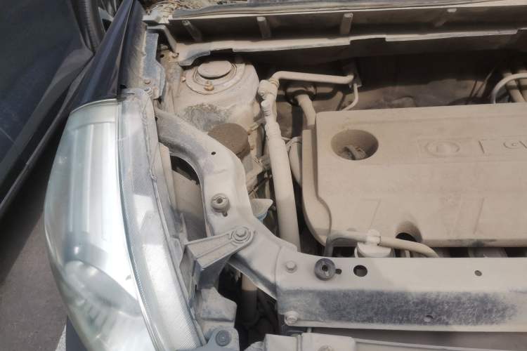 Used Great Wall M2 2010 1.5L Manual Luxury Edition Engine Bay Right