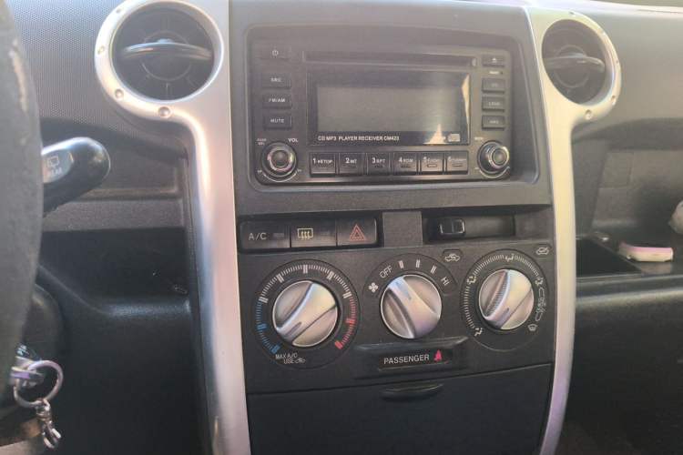 Used Great Wall M2 2010 1.5L Manual Luxury Edition Audio And AC Panel