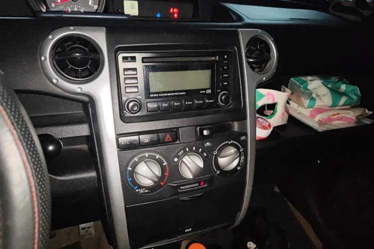 Used Great Wall M2 2010 1.5L Manual Luxury Edition Audio And AC Panel