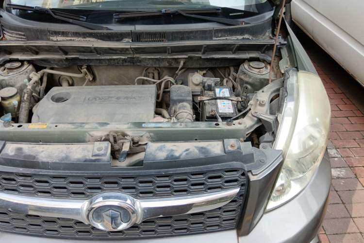 Used Great Wall M2 2010 1.5L Manual Luxury Edition Engine Bay Left