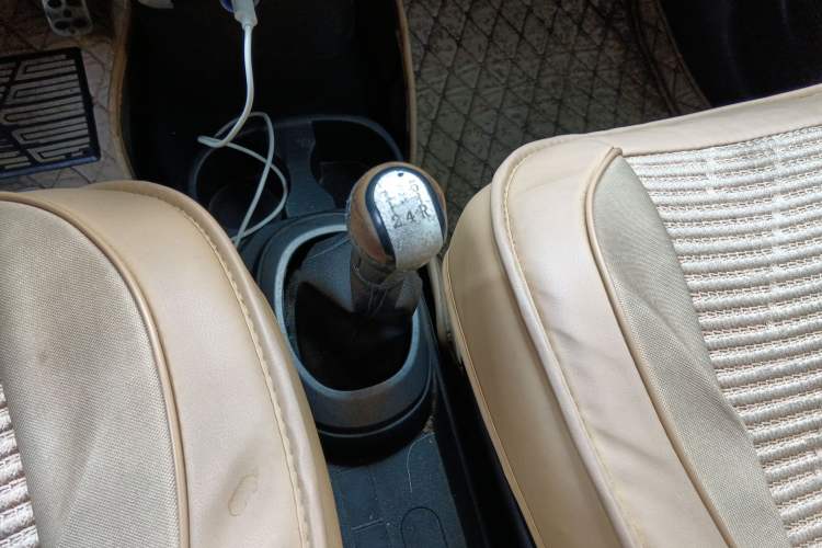 Used Great Wall M2 2010 1.5L Manual Luxury Edition Gear Lever