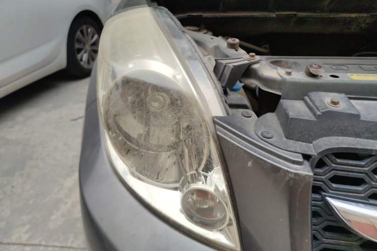 Used Great Wall M2 2010 1.5L Manual Luxury Edition Right Front Headlight