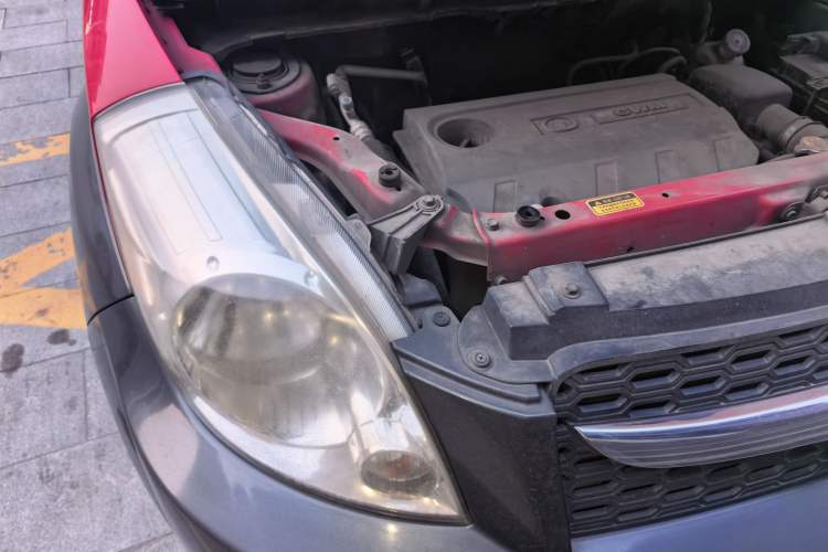 Used Great Wall M2 2010 1.5L Manual Luxury Edition Engine Bay Right