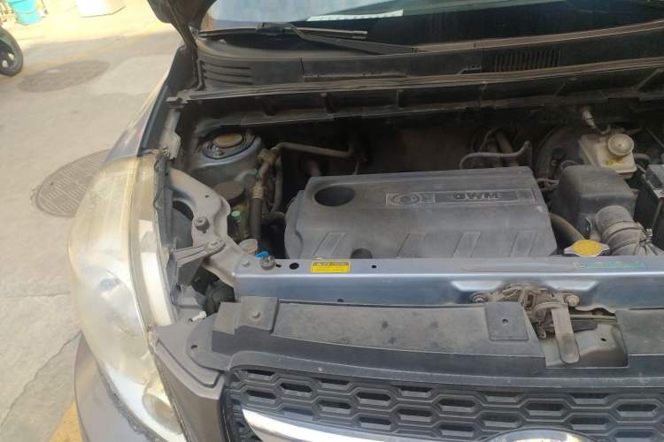 Used Great Wall M2 2010 1.5L Manual Luxury Edition Engine Bay Right