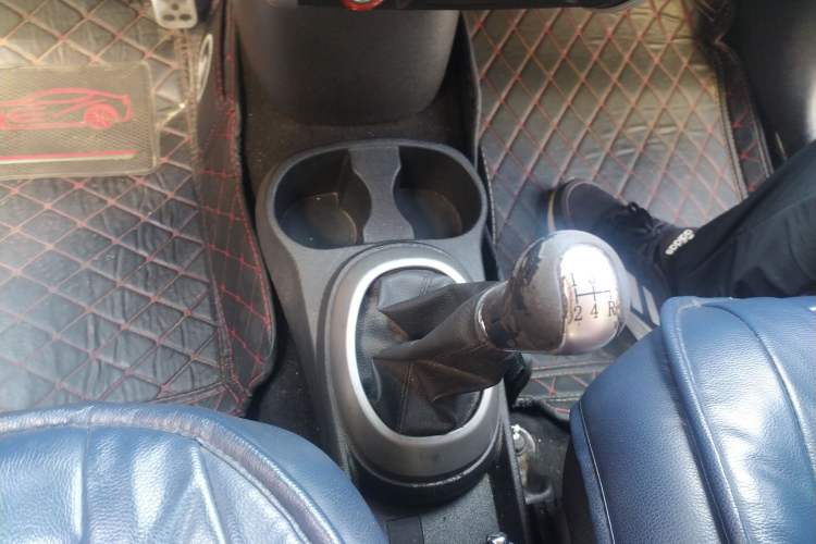 Used Great Wall M2 2010 1.5L Manual Luxury Edition Gear Lever
