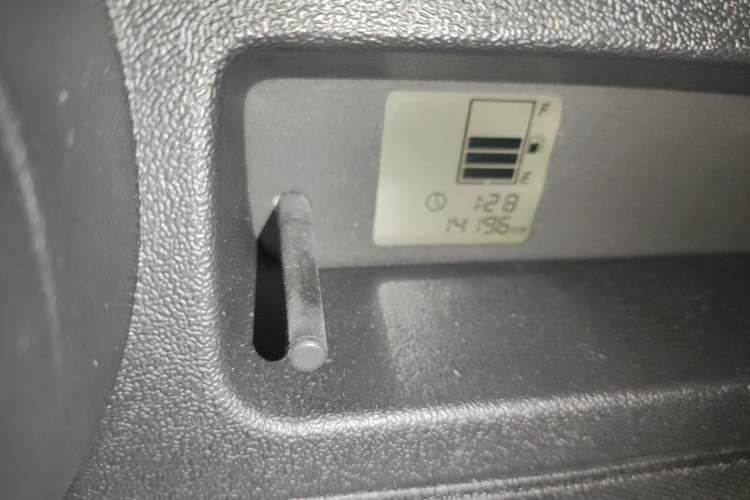 Used Great Wall M2 2010 1.5L Manual Luxury Edition Odometer Close Up