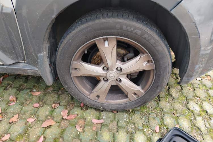 Used Great Wall M2 2010 1.5L CVT Luxury Edition Right Front Wheel Hub